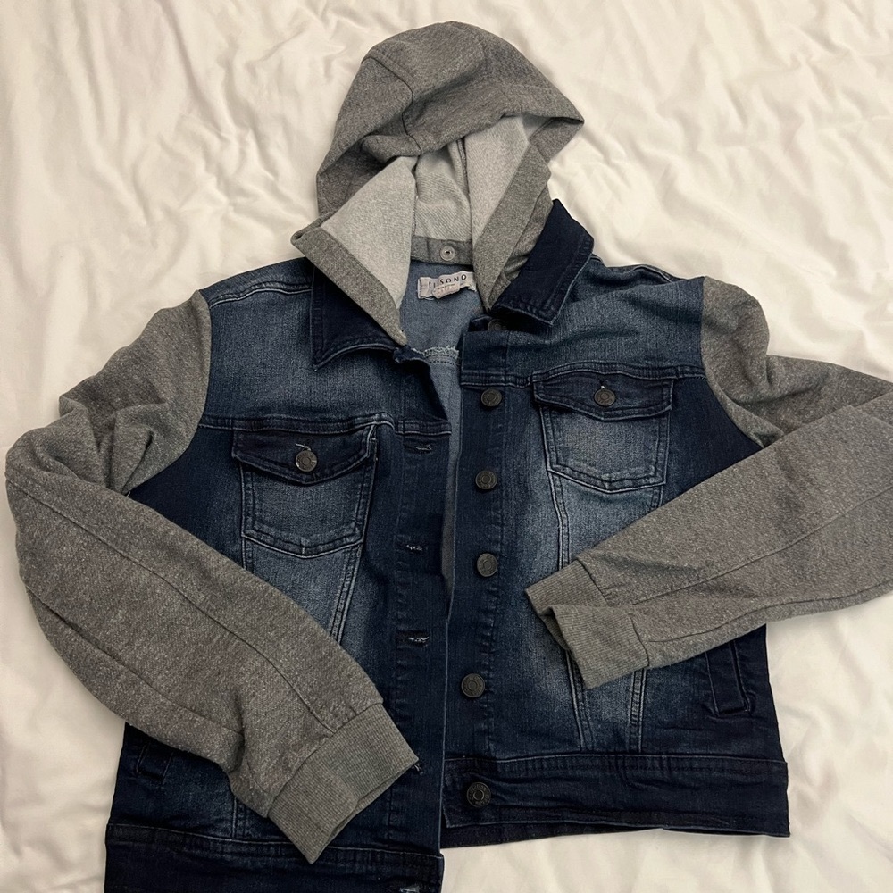 Denim jacket with gray sleeves and hood! Medium ✨💕 Cisono brand - super cute